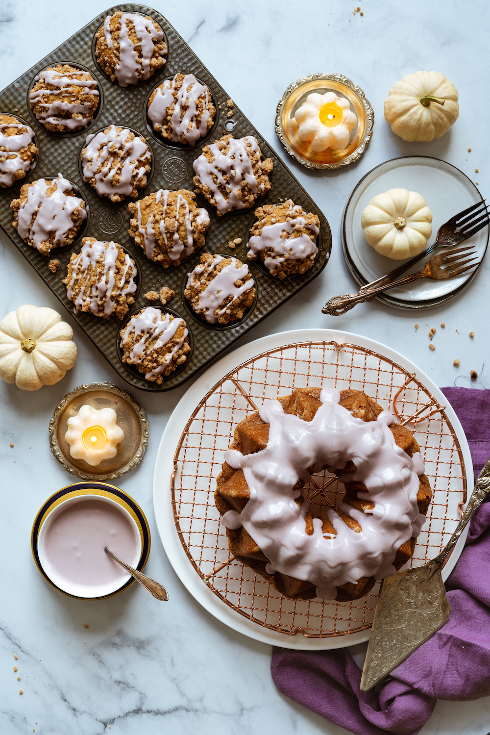 Apple cakes - Apple Cinnamon Muffins & Apple Bundt Cake